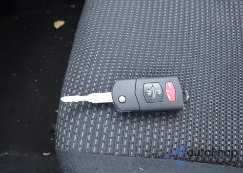 2012 Mazda Mazda3 I Touring из США, поврежденный, VIN JM1BL1L71C1627710